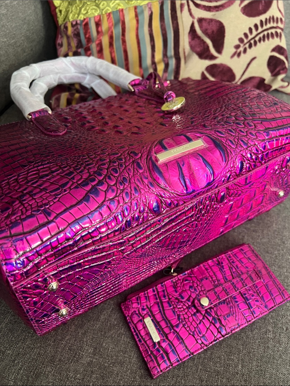 BRAHMIN Voltage Violet Small Finley Satchel with matching Credit Card Wallet NWT - Picture 14 of 17